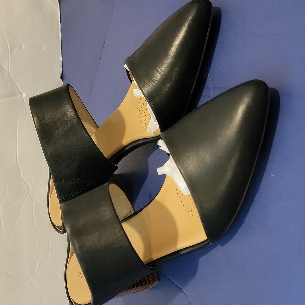 Elegant Black Women's Mules - Picture 10 of 10